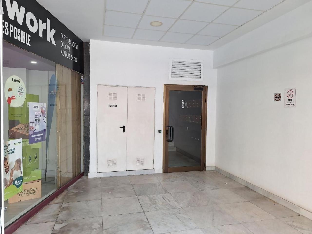 Loft Moderno Con Balcon Al Lado De Las Canteras Las Palmas de Gran Canaria Exterior photo